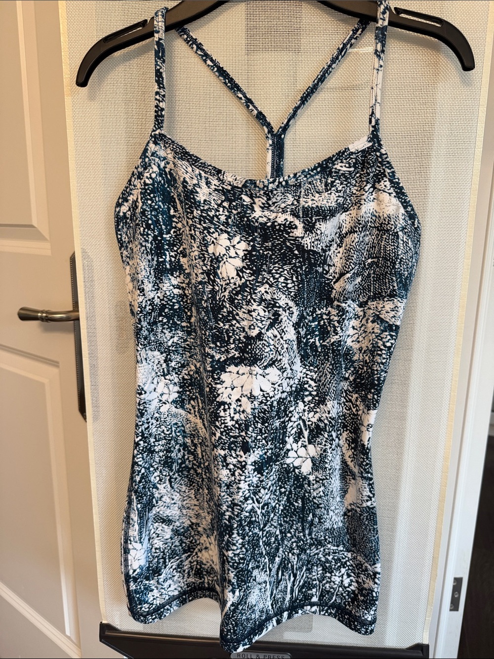 LULULEMON FLOW Y TANK TOP